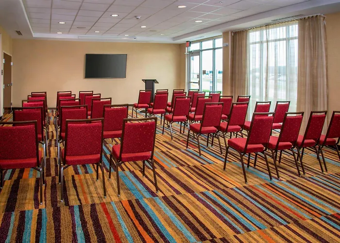 Fairfield Inn & Suites By Marriott Harrisburg International Airport