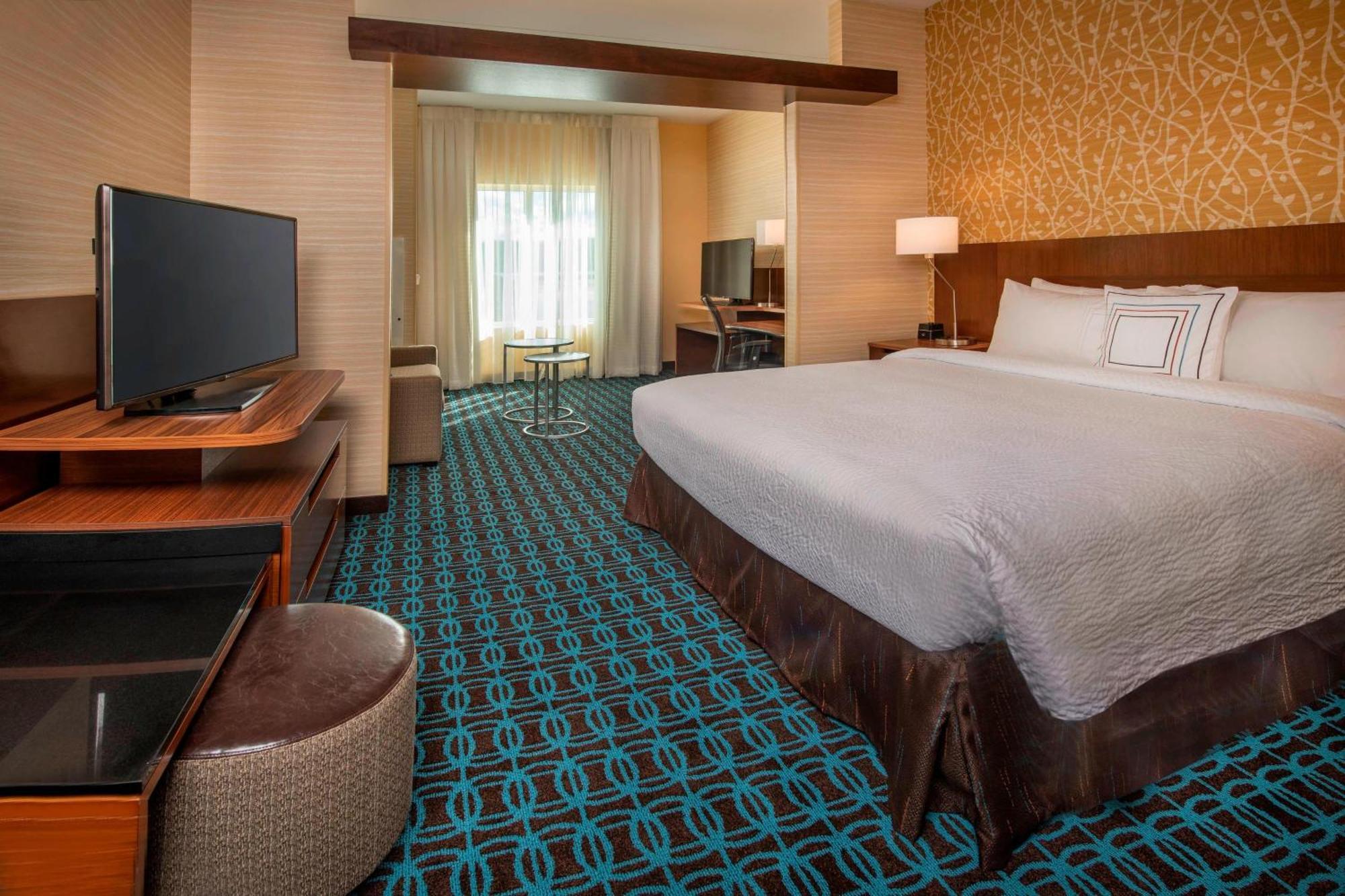 Hotel Fairfield & By Marriott Harrisburg International Airport