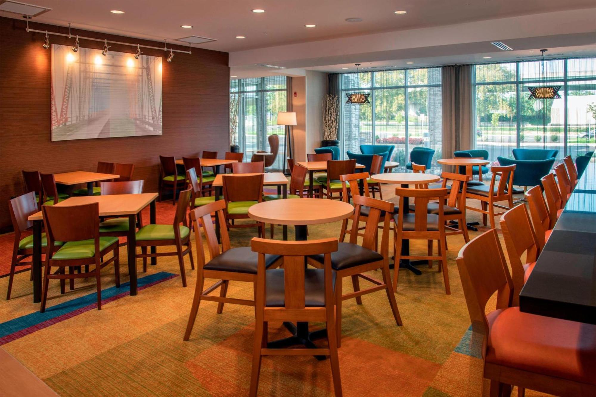 Fairfield & By Marriott Harrisburg International Airport